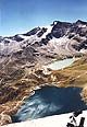 il lago dell'Agnel ed in fondo quello del Serr&ugrave; visti dal Col del Nivolet